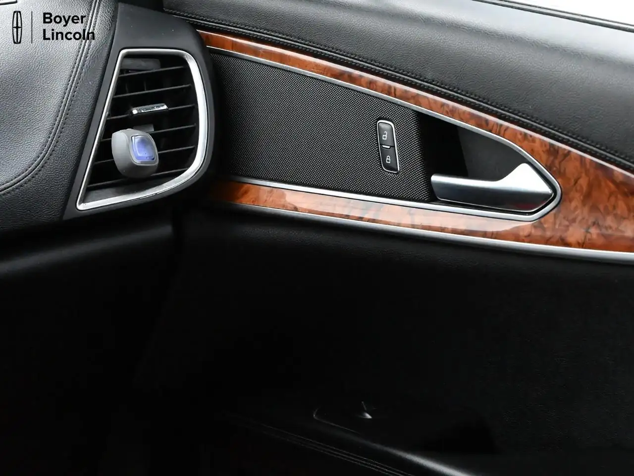 Lincoln MKX снимка Lincoln MKX