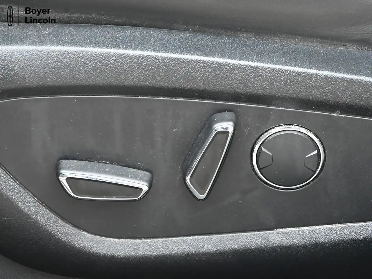 Lincoln MKX снимка Lincoln MKX