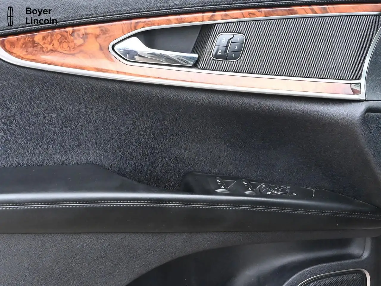 Lincoln MKX снимка Lincoln MKX