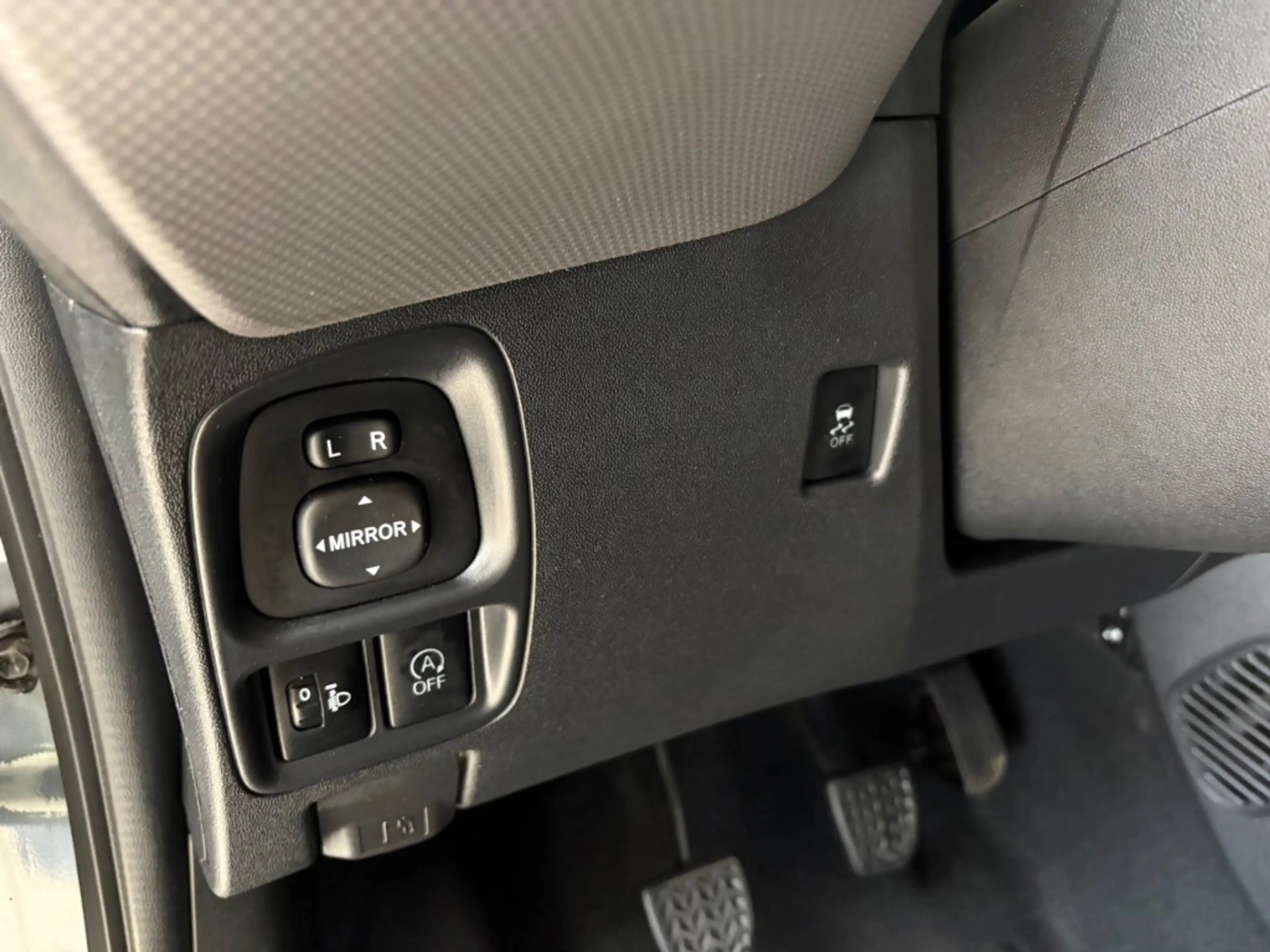 Peugeot 108 1.0 E-VTI Airco Multimedia USB NL auto NAP — photo 5