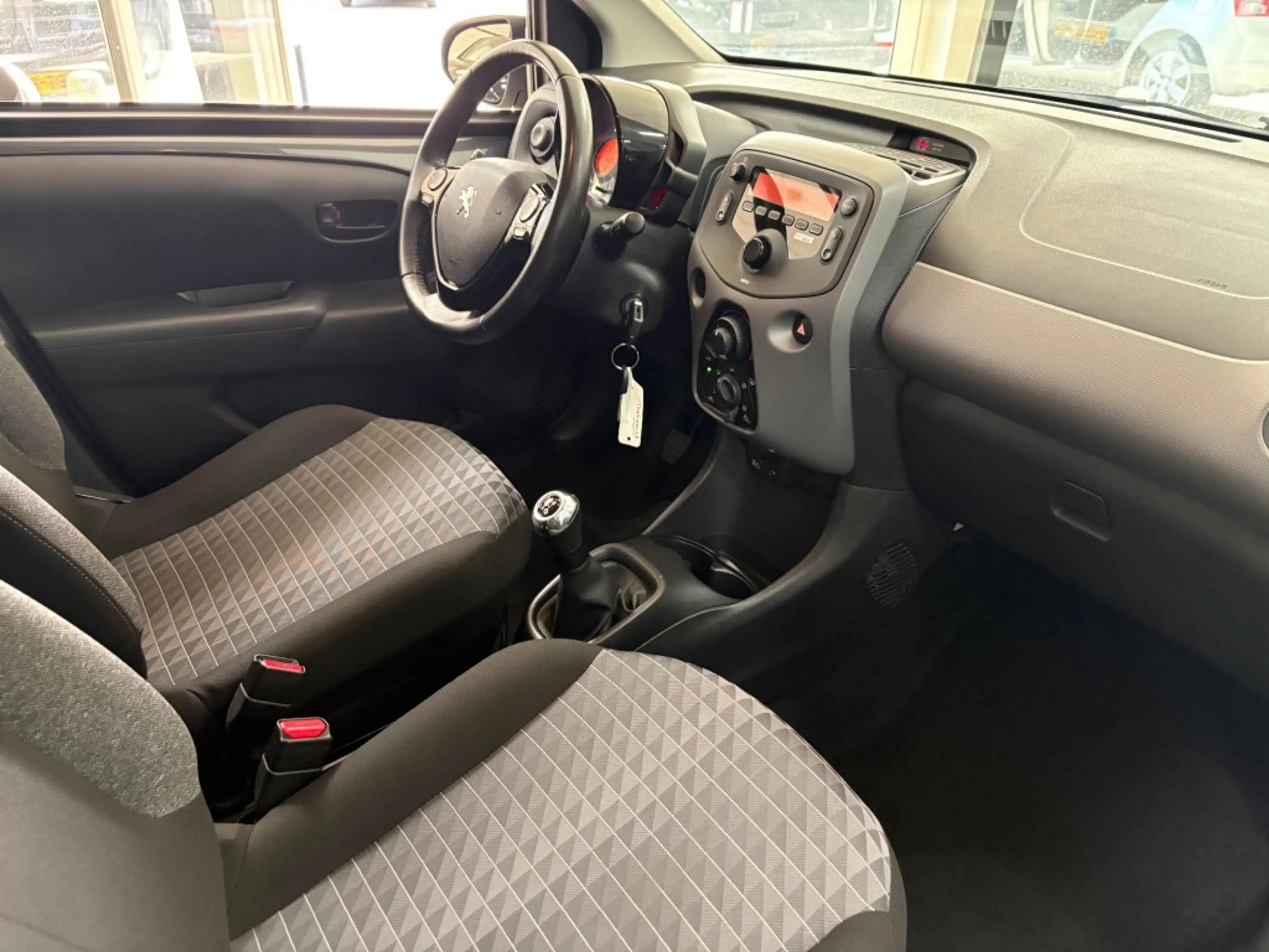 Peugeot 108 1.0 E-VTI Airco Multimedia USB NL auto NAP — photo 3