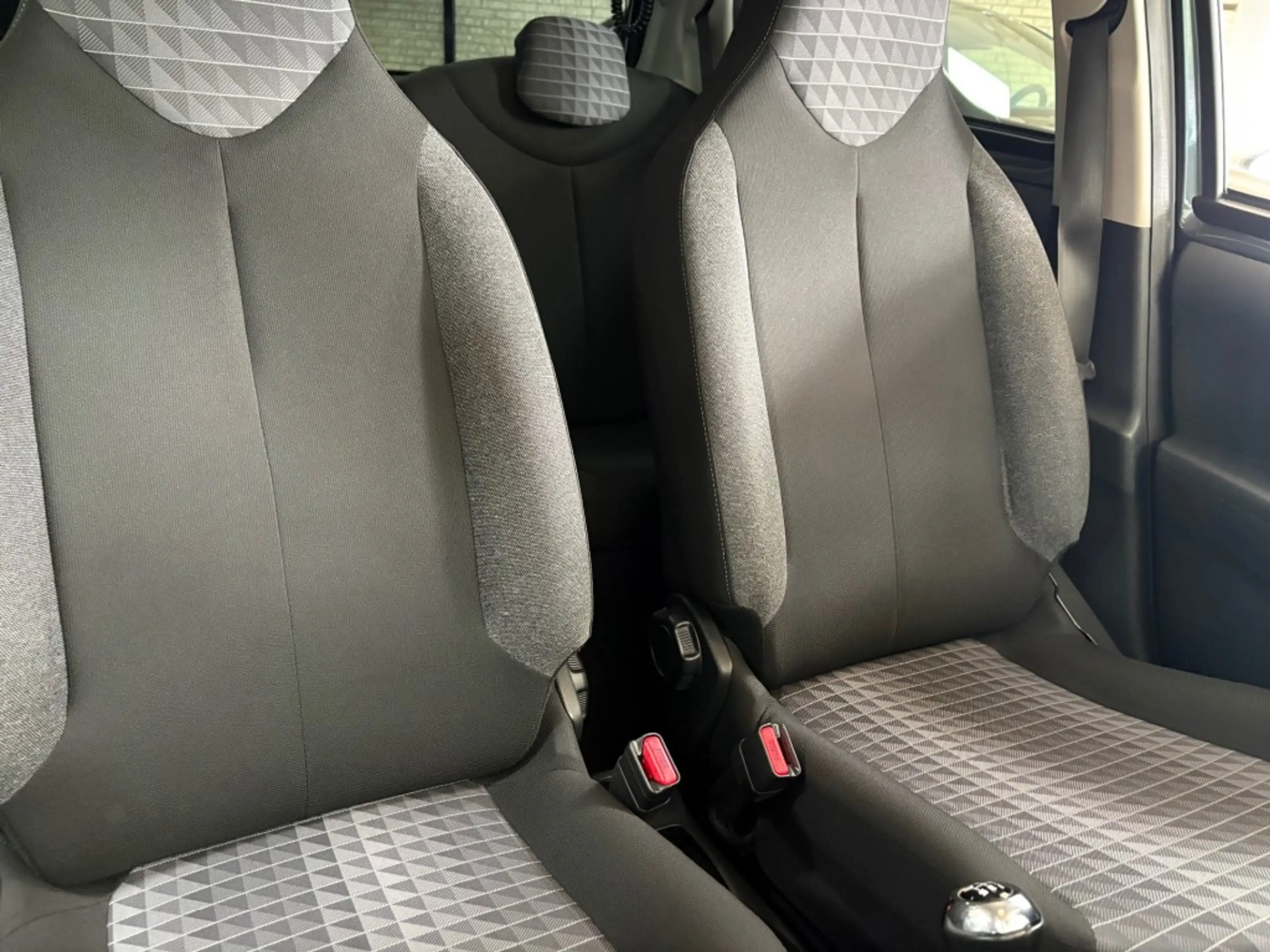 Peugeot 108 1.0 E-VTI Airco Multimedia USB NL auto NAP — photo 7