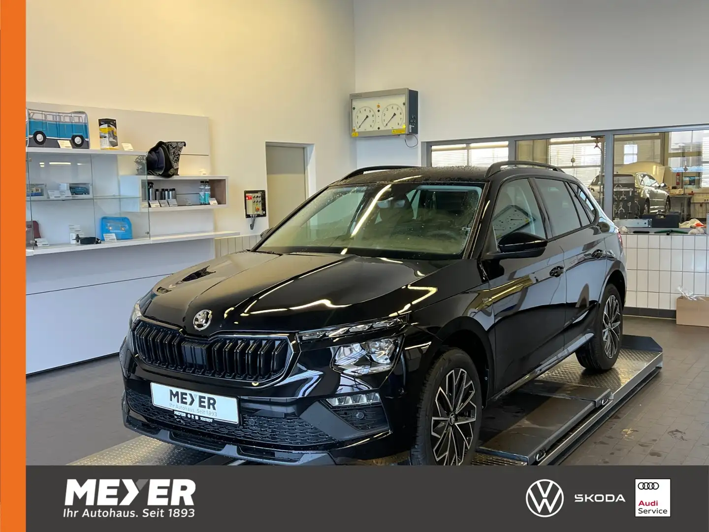 Skoda Kamiq Tour 1.0 TSI DSG *AHK, Matrix-LED, Kamera* Чёрный - 1
