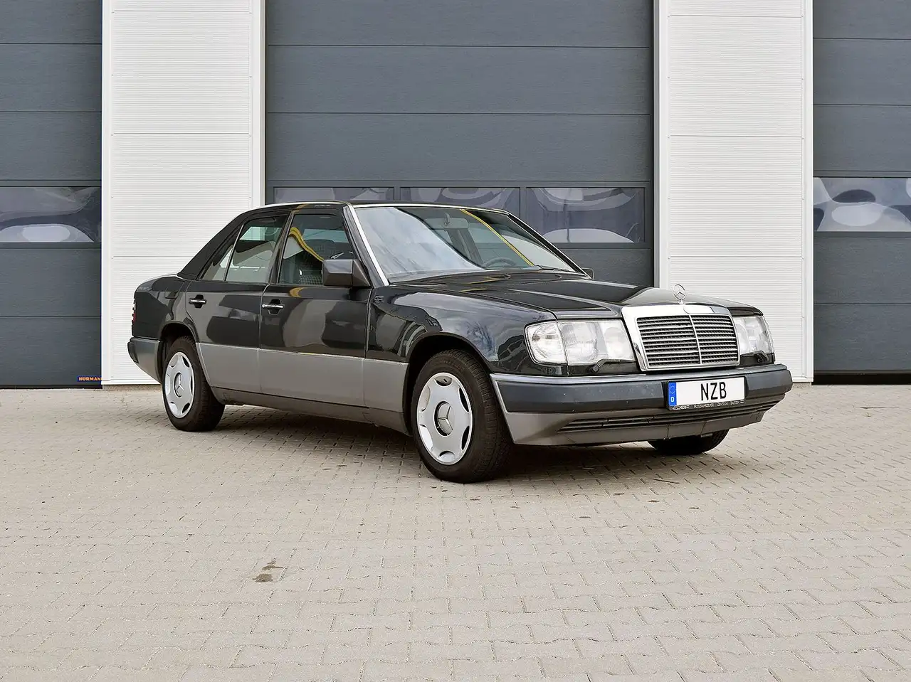 Mercedes-Benz E 300 D Automatik W124 mit Oldtimer-Gutachten/AHK, foto 5