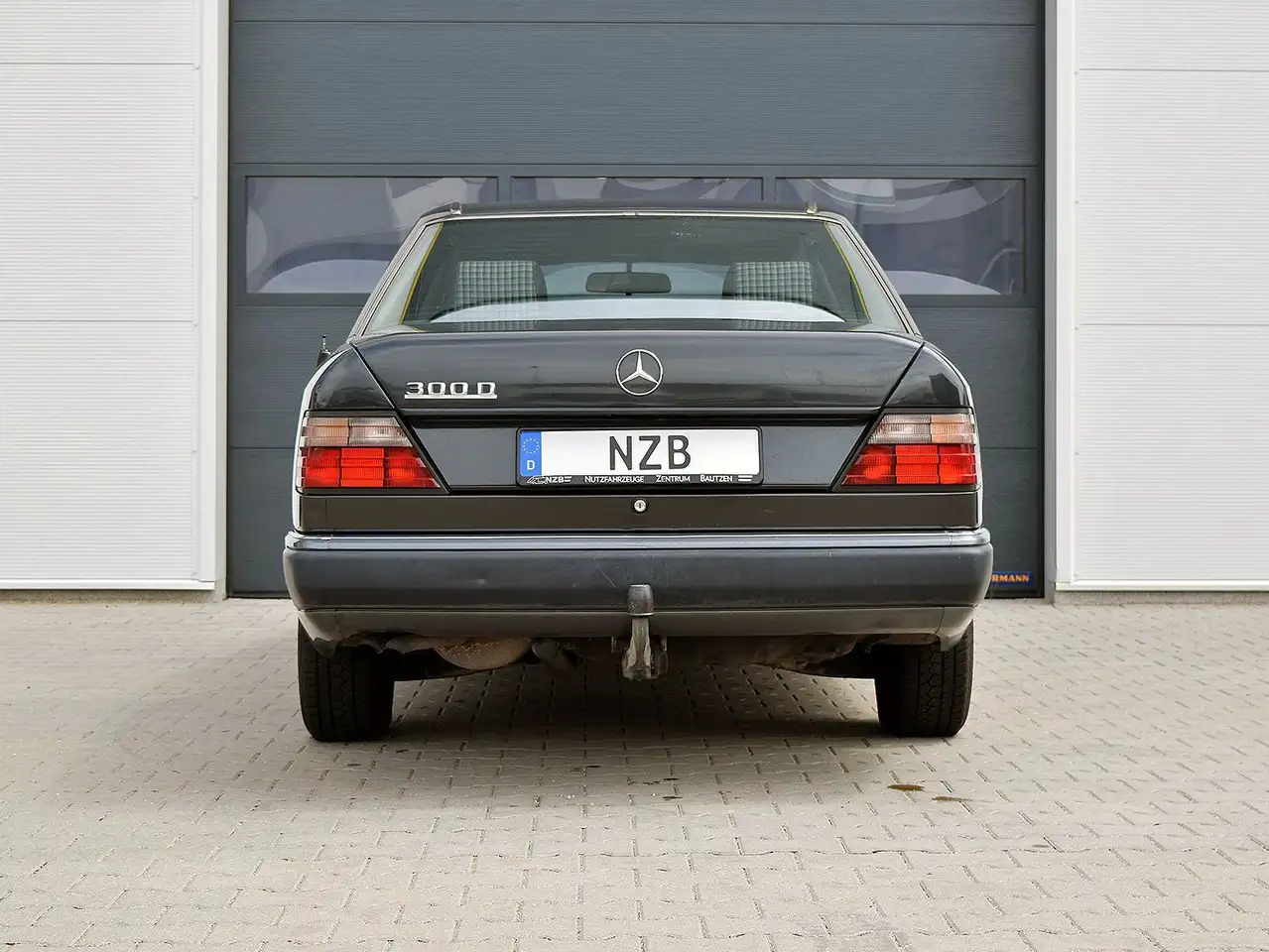 Mercedes-Benz E 300 D Automatik W124 mit Oldtimer-Gutachten/AHK, foto 8