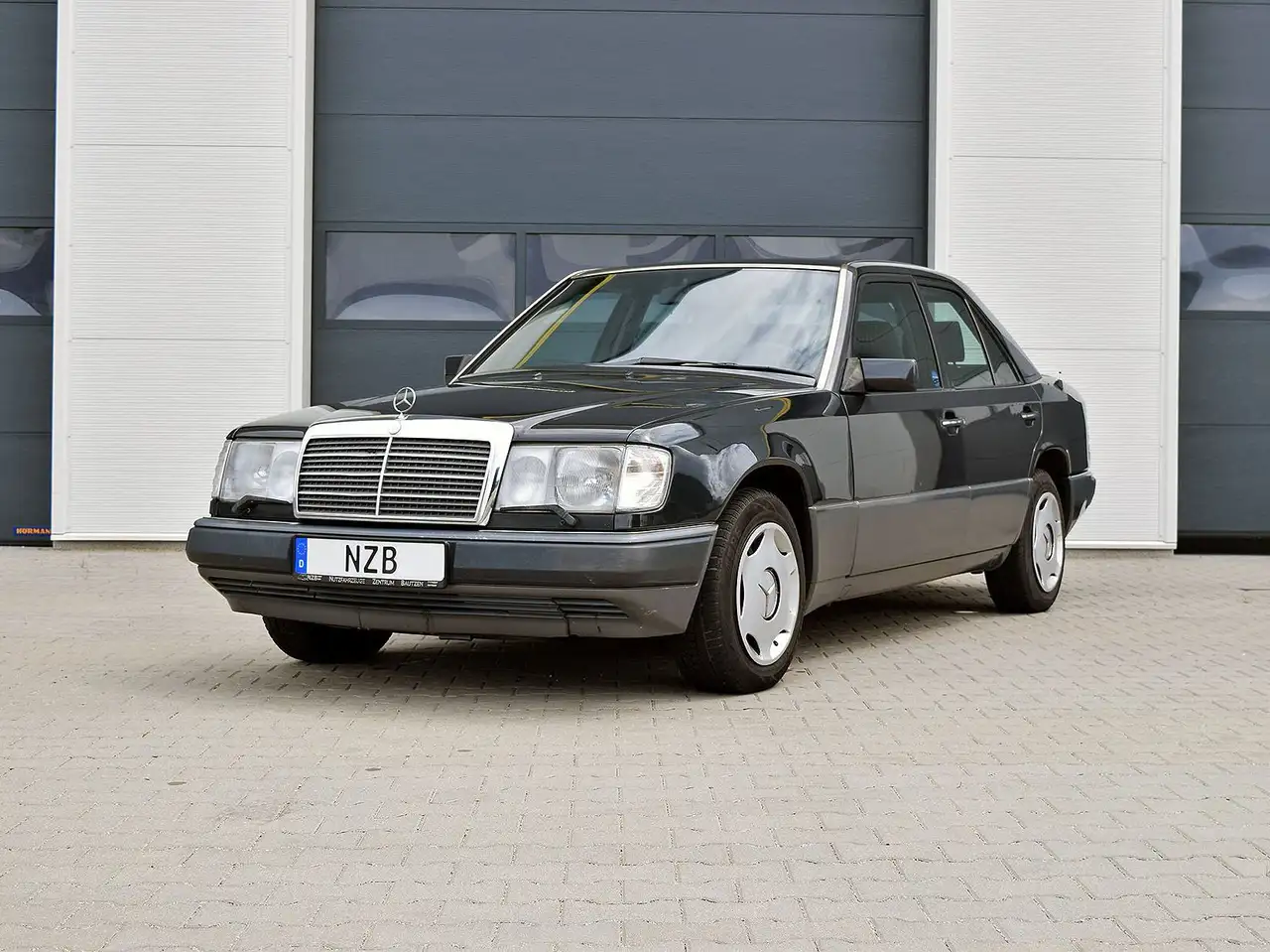 Mercedes-Benz E 300 D Automatik W124 mit Oldtimer-Gutachten/AHK, foto 3