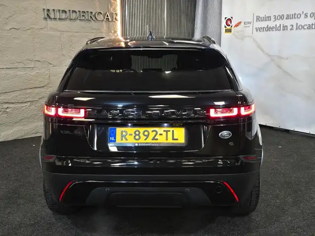 Land Rover Range Rover Velar view 2