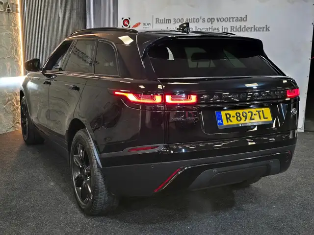 Land Rover Range Rover Velar view 10