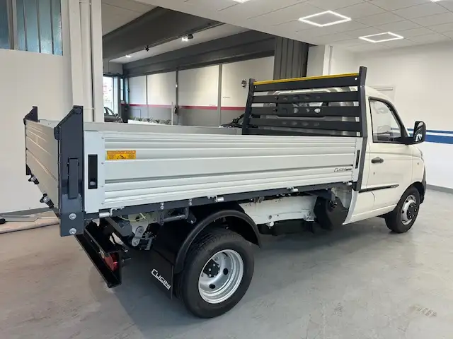 Piaggio Porter view 7