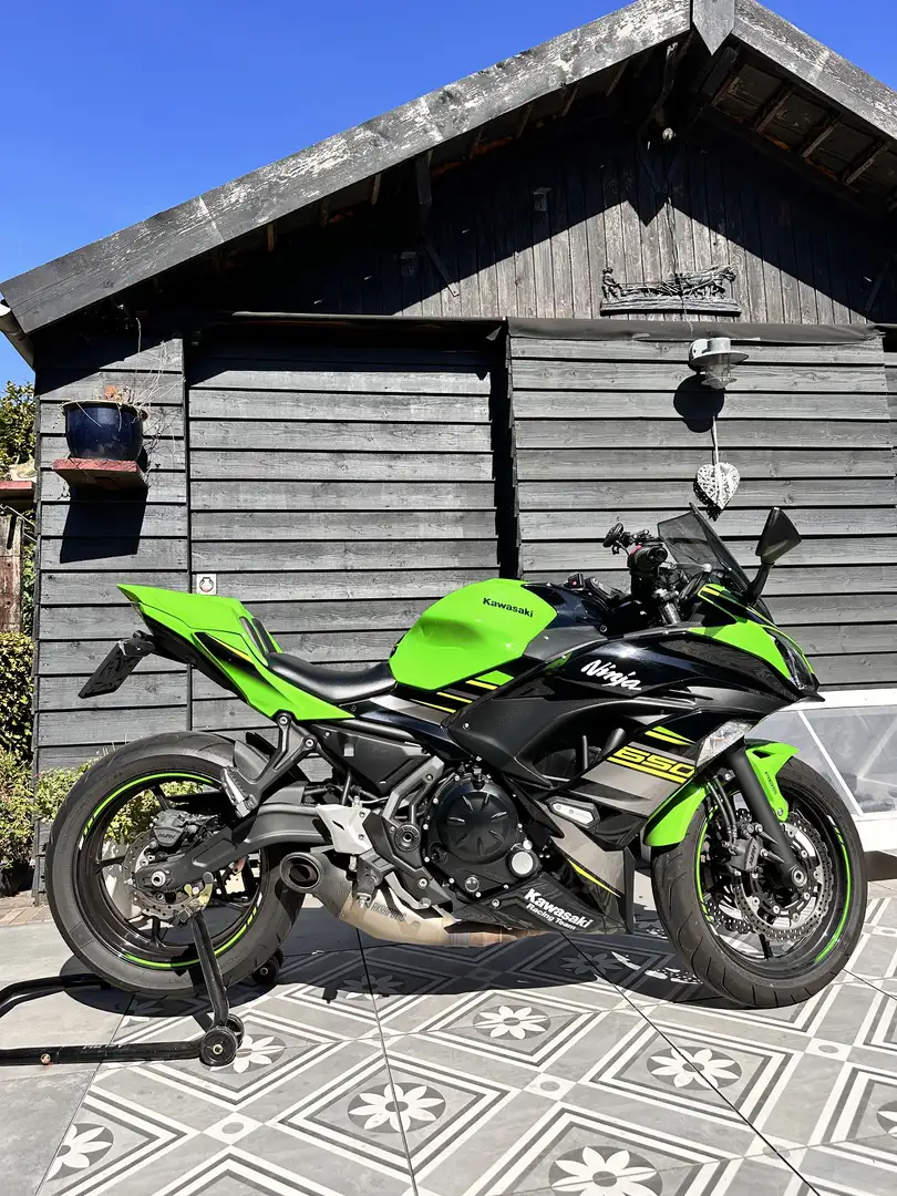 Kawasaki Ninja 650 - 1