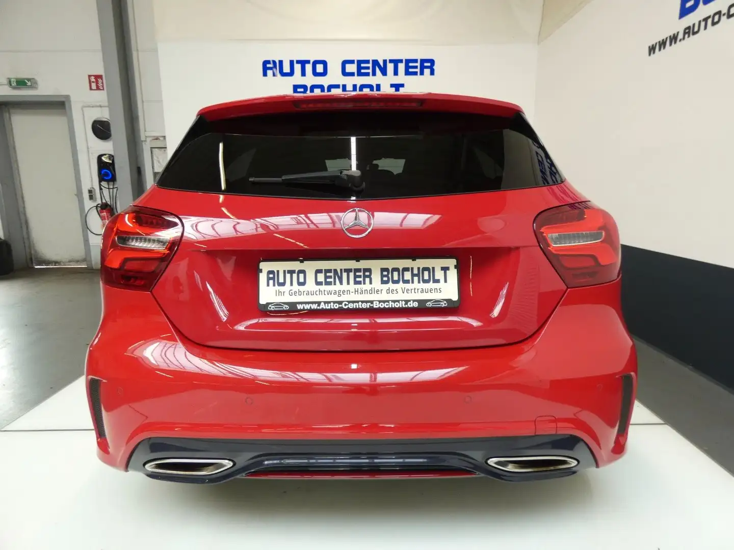 Mercedes-Benz A 250 AMG Sport*Standh*Panorama*Navi*Leder*PDC Roşu - 2