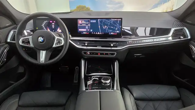 BMW X6 view 7