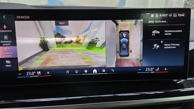 BMW X6 view 13