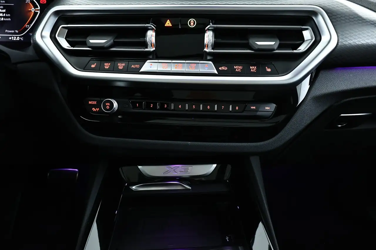 BMW X3 xDrive30i M Sport|Laser|Leder|HUD|PAN|ACC|AHK 12