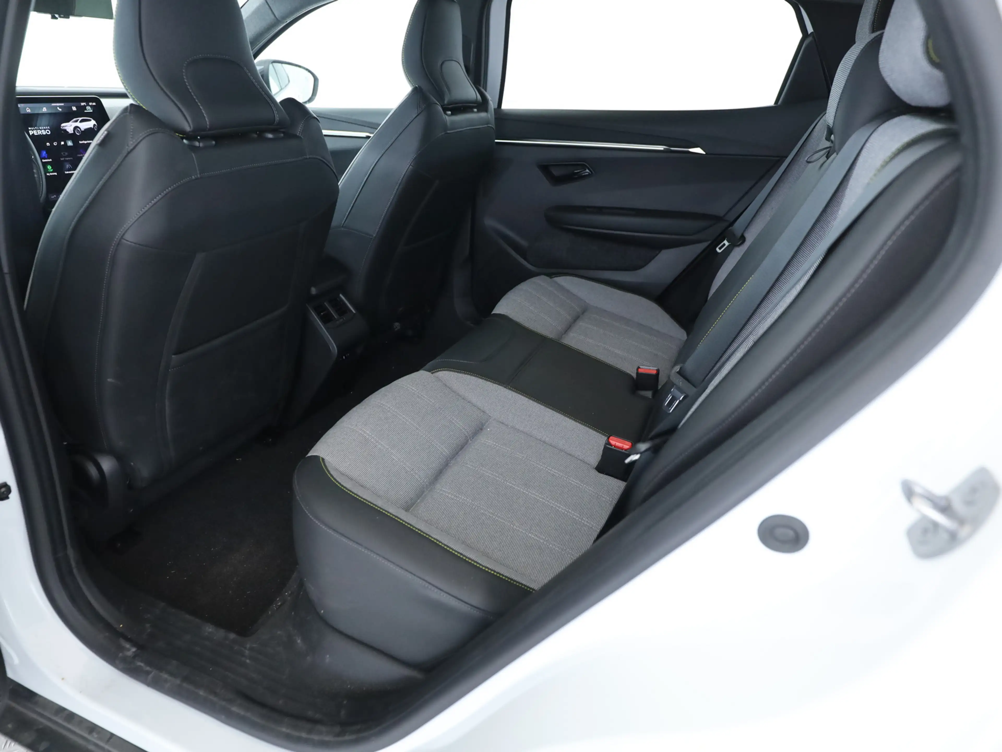 Renault Scenic E-Tech Electric 220 Long Range Techno — photo 12