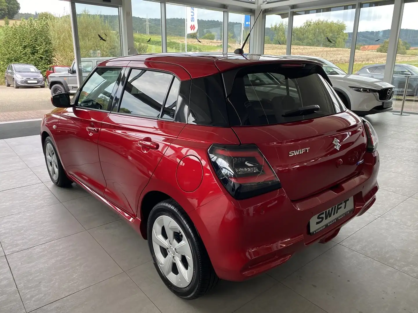 Suzuki Swift 1.2 Comfort Hybrid Rot - 2