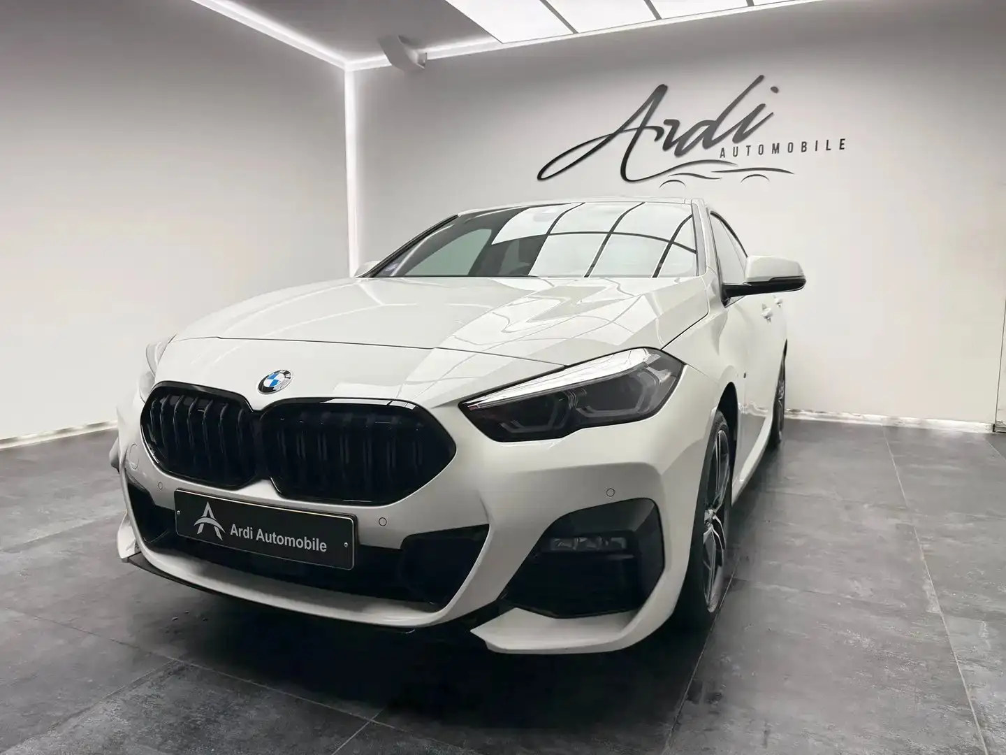 BMW 218 Gran Coupé 218iA*PACK M*CARPLAY*1 PROP*GARANTIE Blanc - 1