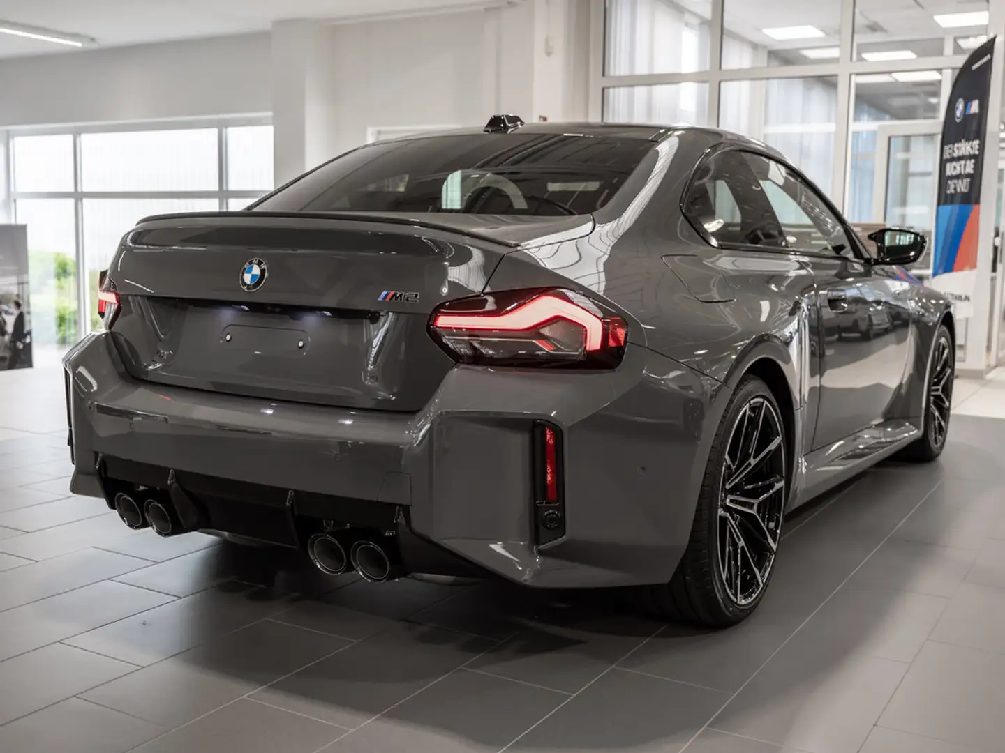 BMW M2 Coupe LED HUD NAVI H/K KAMERA LEDER SHZ Grau - 2
