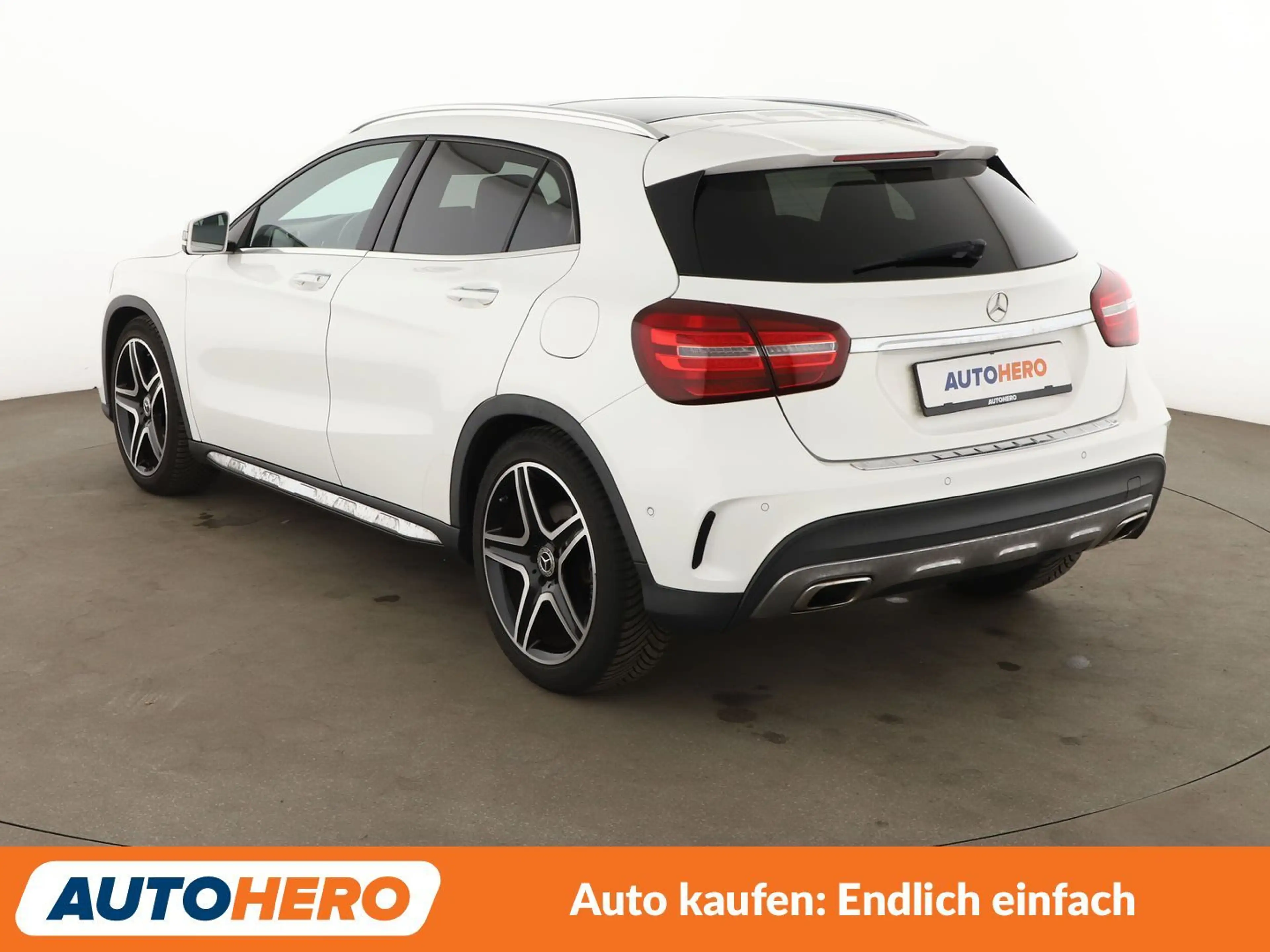 Mercedes-Benz GLA 220 d 4Matic AMG Line Aut.*LED*NAVI*TEMPO*CAM*PDC*SHZ* — photo 4