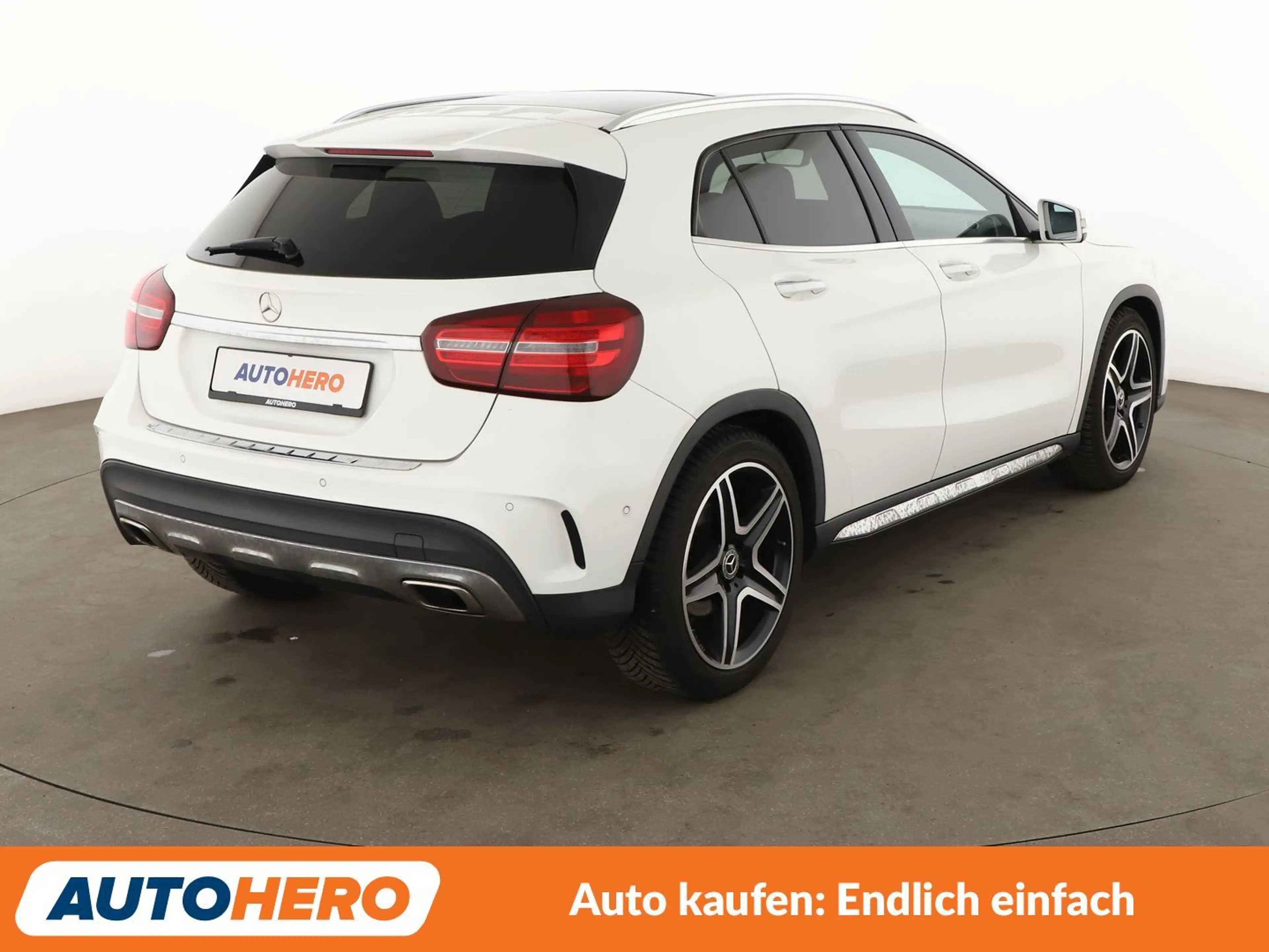 Mercedes-Benz GLA 220 d 4Matic AMG Line Aut.*LED*NAVI*TEMPO*CAM*PDC*SHZ* — photo 6