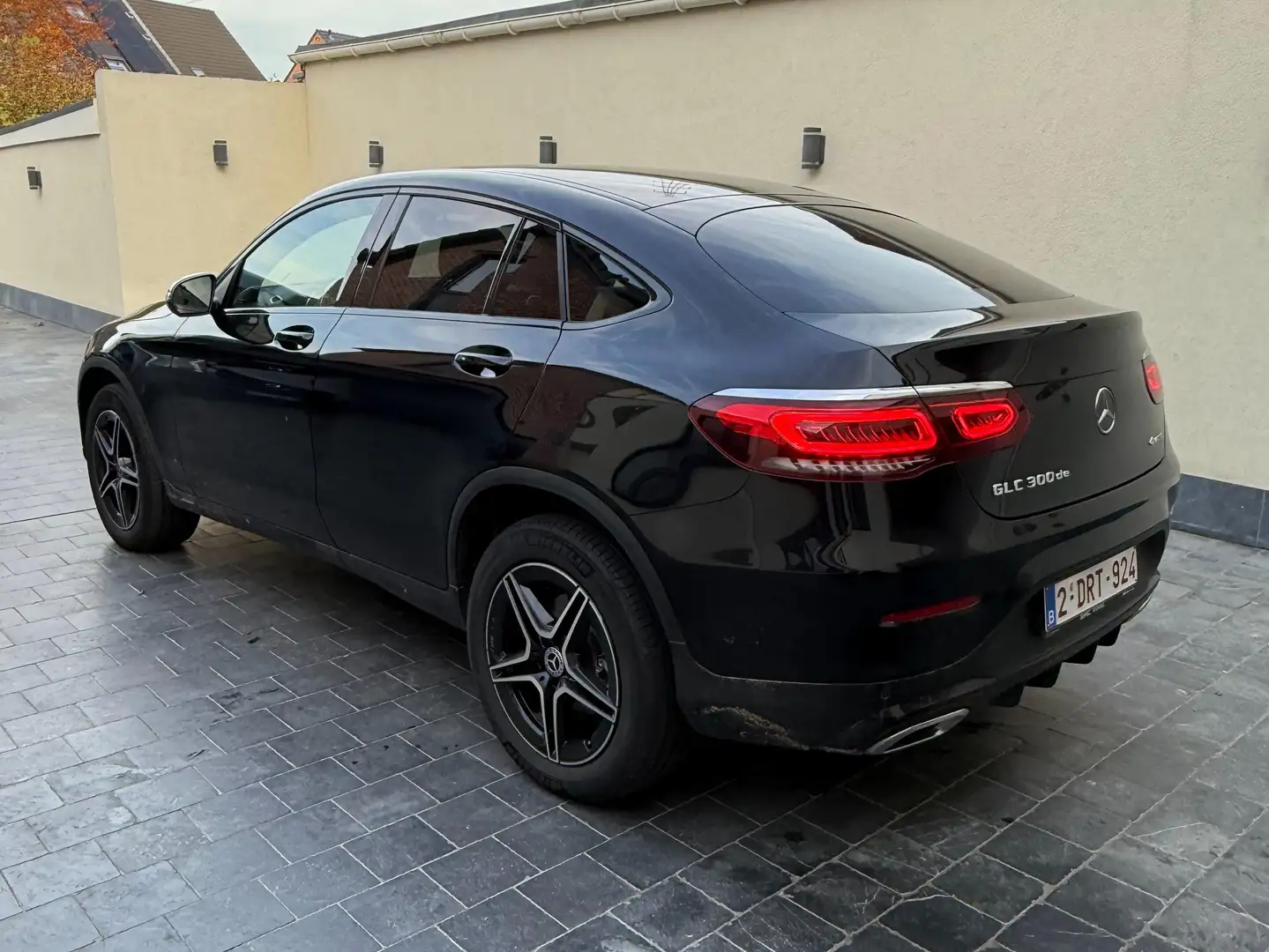 Mercedes-Benz GLC 300 GLC Coupé 300 de 4-Matic PHEV Business Solution Noir - 2