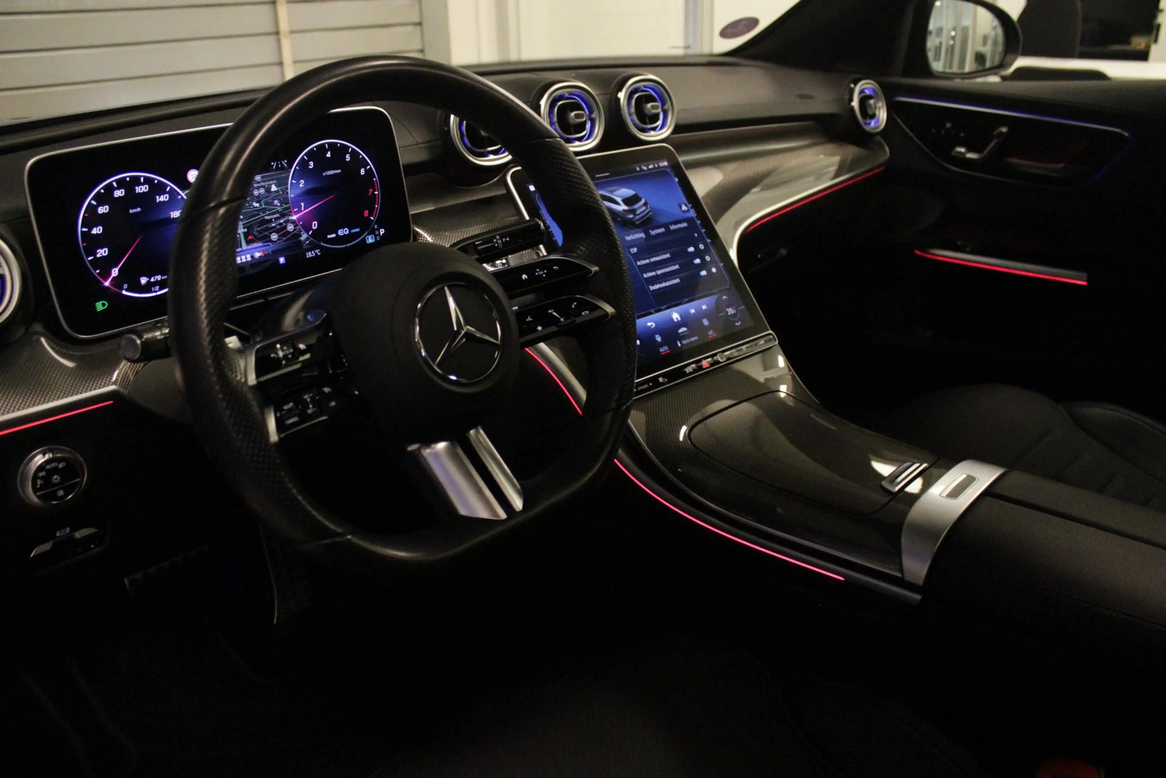 Mercedes-Benz C 200 Estate 218PK Launch Edition AMG Line | PANORAMISCH — photo 45