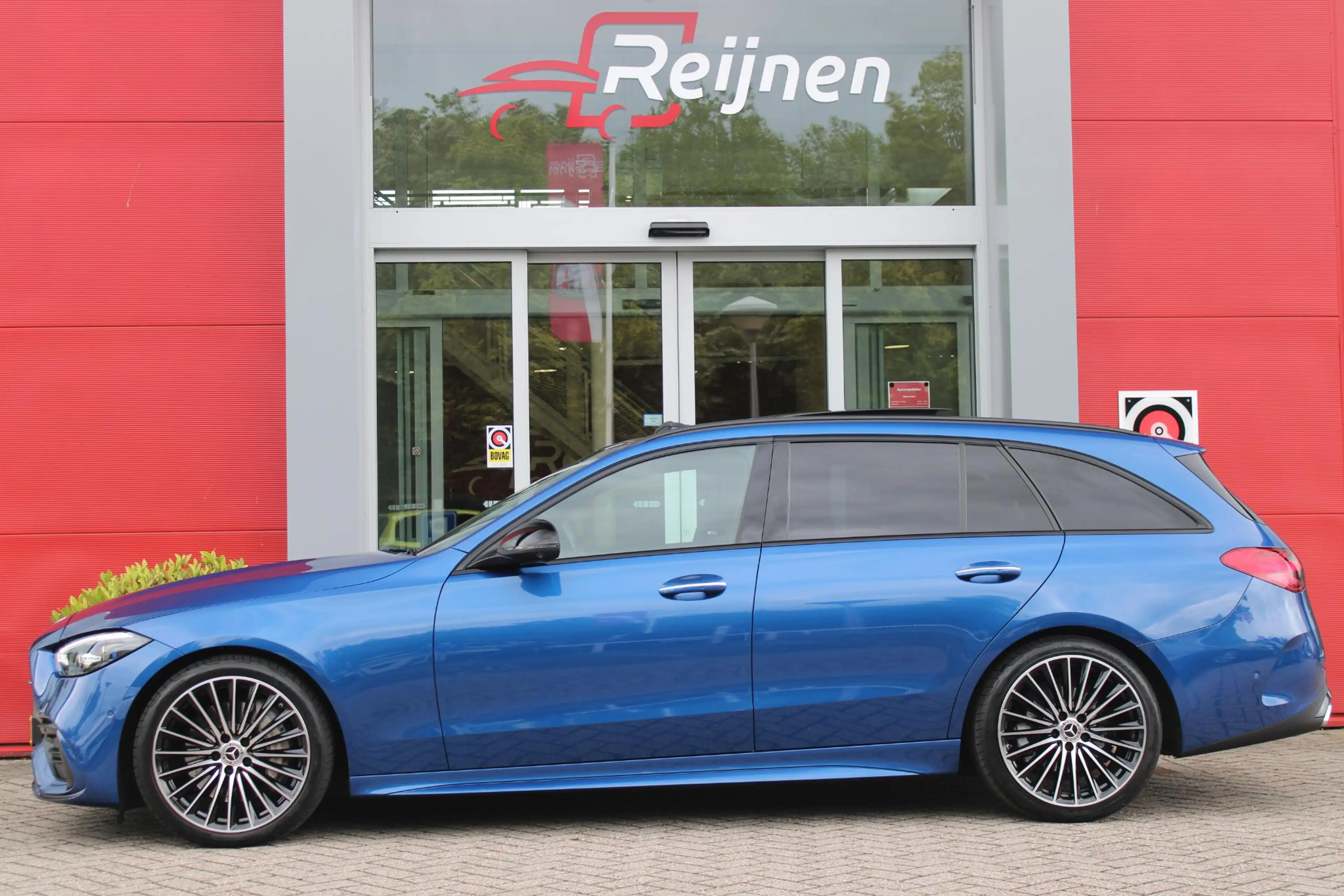 Mercedes-Benz C 200 Estate 218PK Launch Edition AMG Line | PANORAMISCH — photo 3