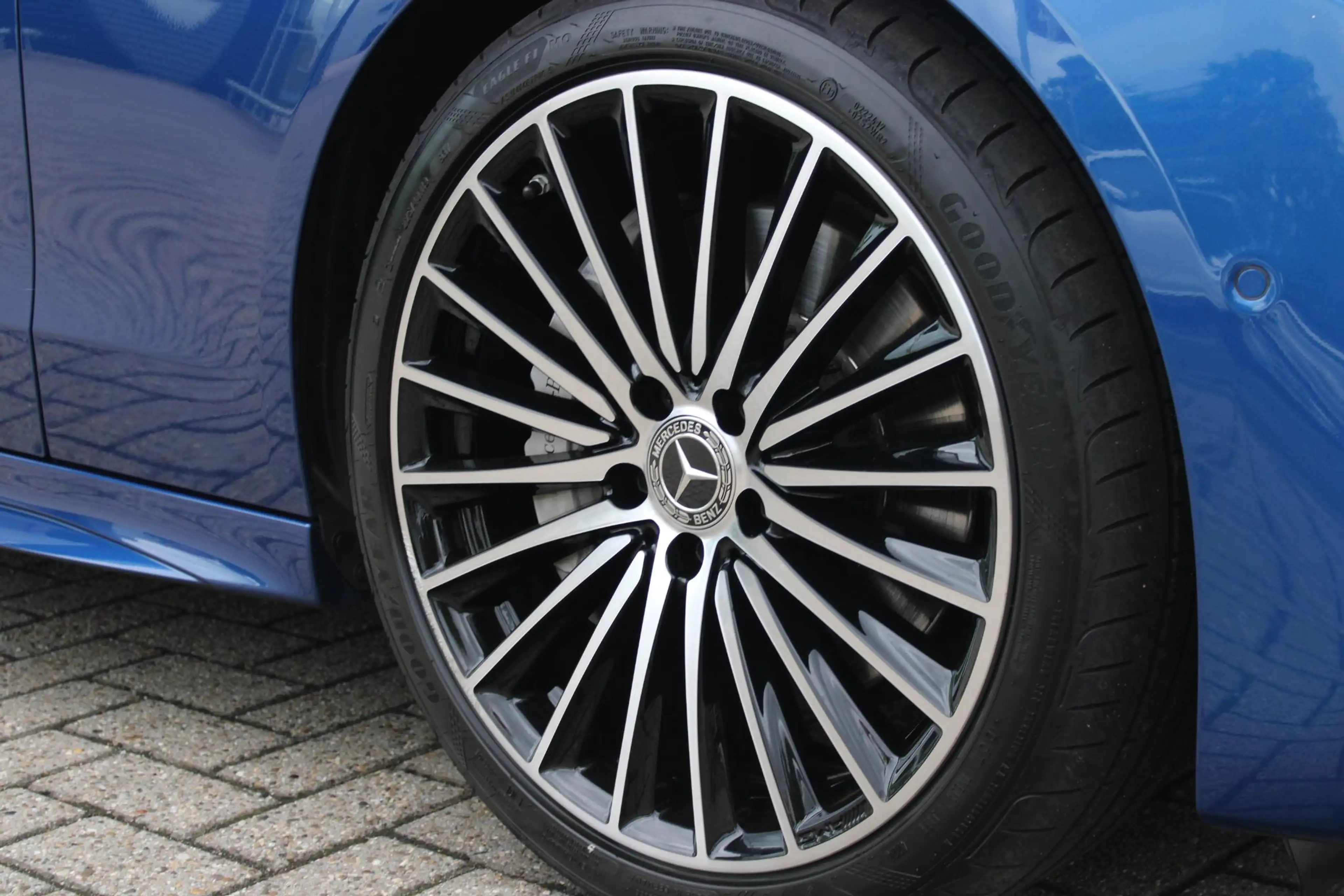 Mercedes-Benz C 200 Estate 218PK Launch Edition AMG Line | PANORAMISCH — photo 11