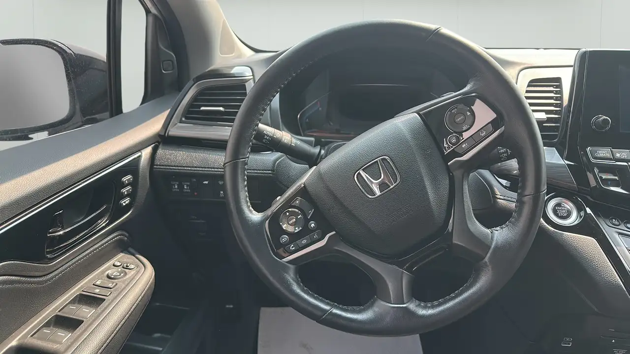 Honda Odyssey снимка Honda Odyssey
