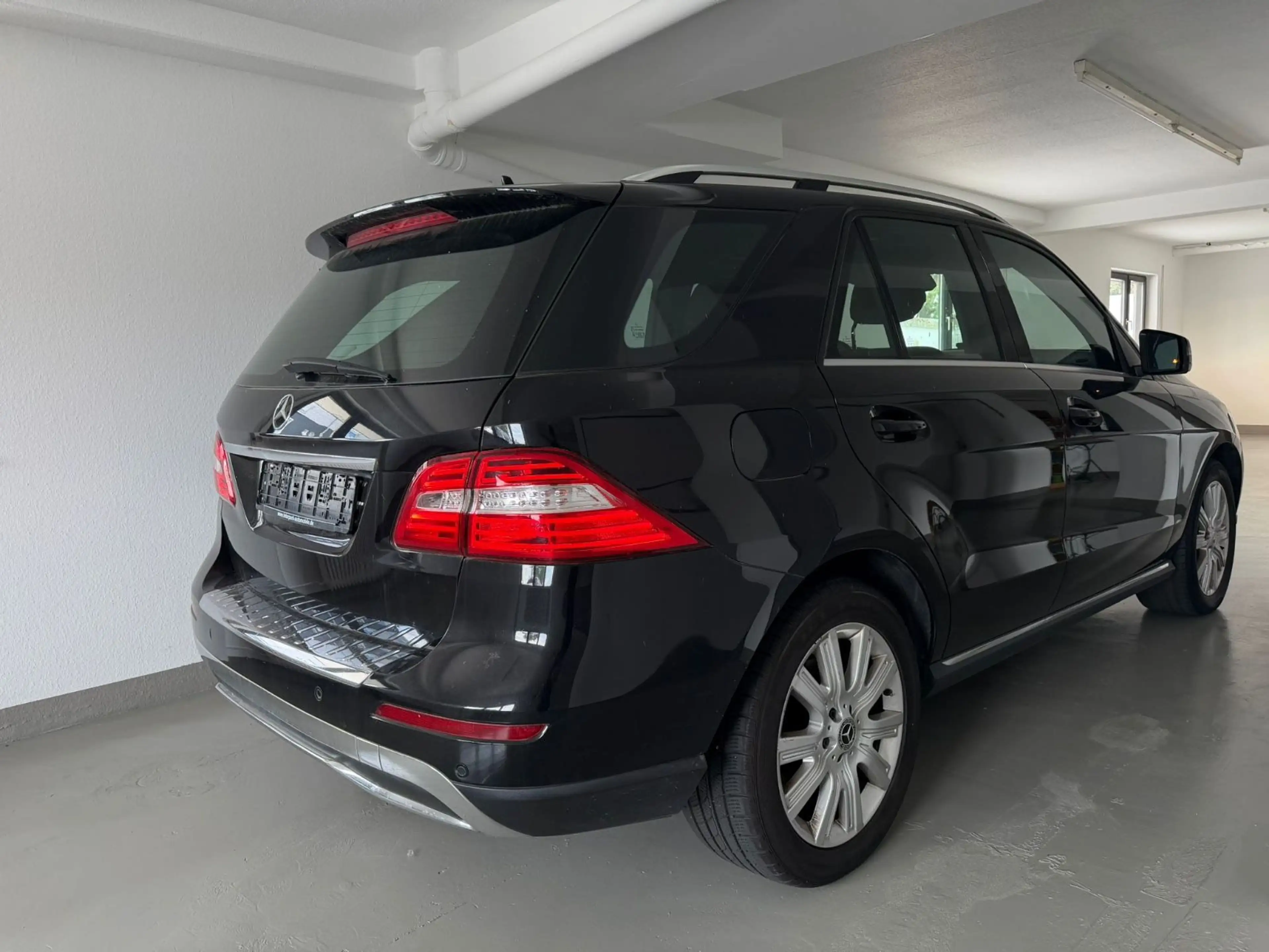 Mercedes-Benz ML 350 CDI BlueTec 4MATIC GSD Leder Navi STHZ — photo 15