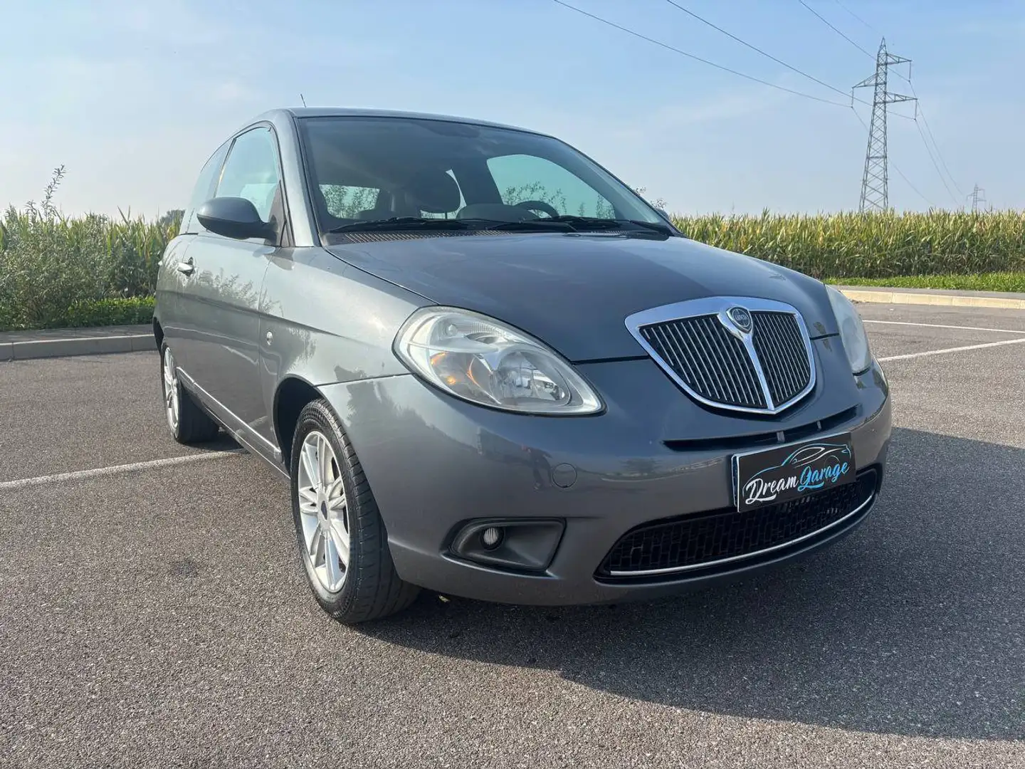 Lancia Ypsilon Ypsilon 1.3 MJT 75 CV Versus Grigio - 2