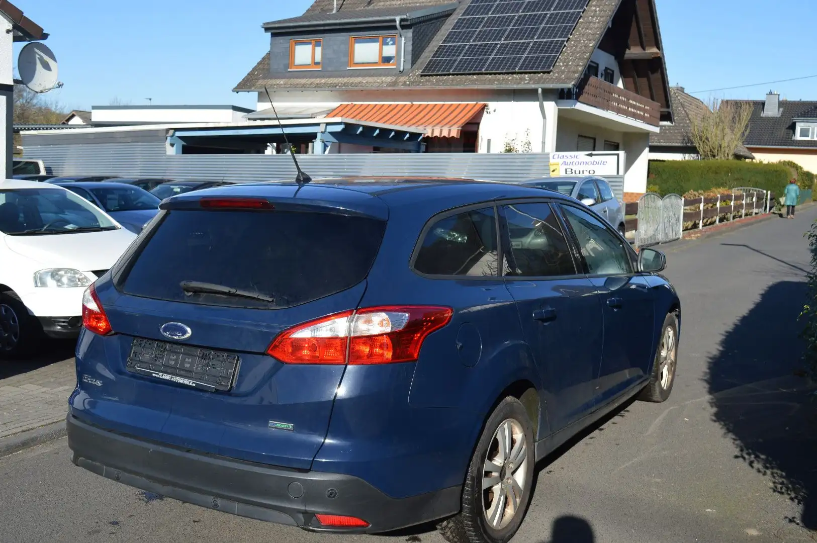 Ford Focus Turnier Sync Edition Bleu - 2