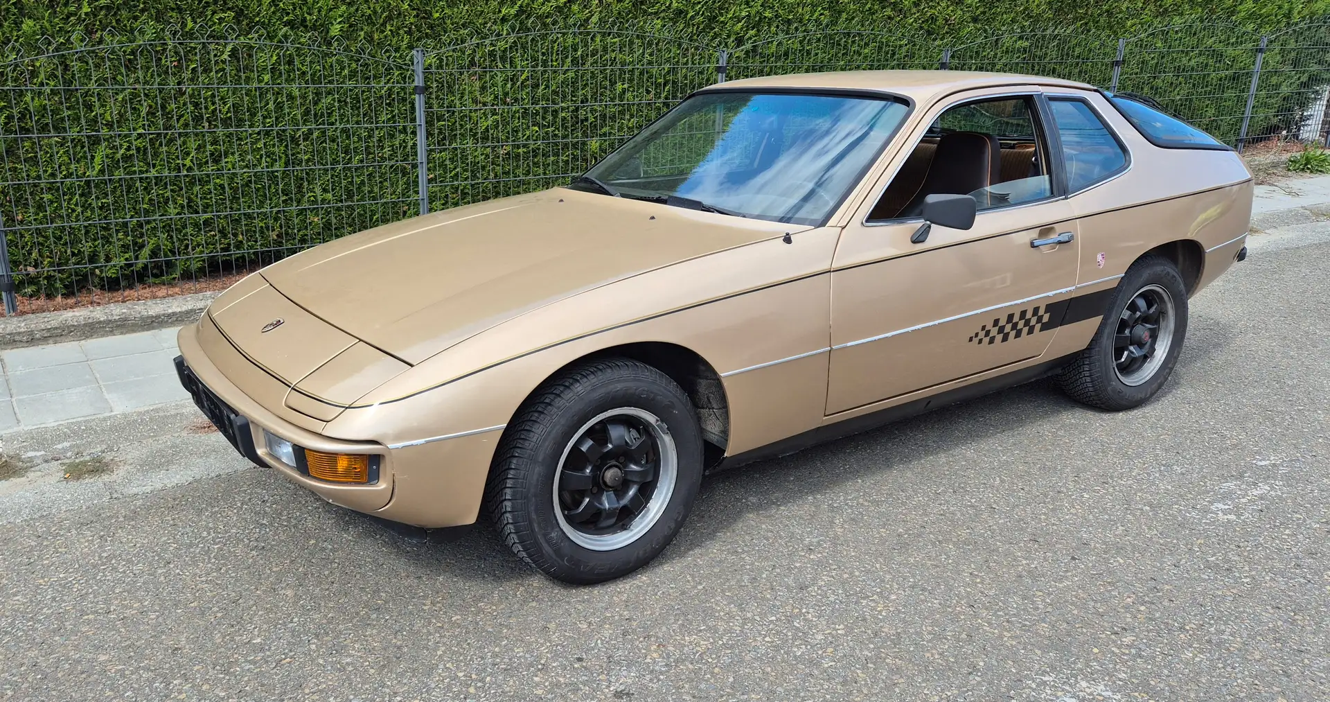 Porsche 924 2L Or - 2