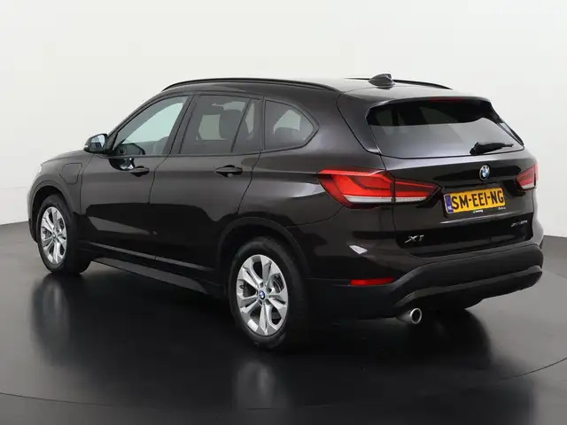 BMW X1 view 8