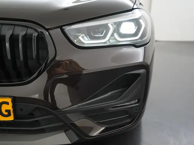 BMW X1 view 25