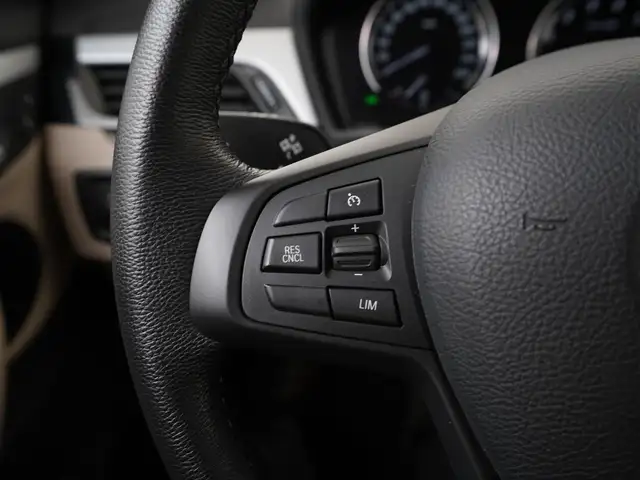 BMW X1 view 9