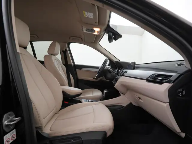 BMW X1 view 3