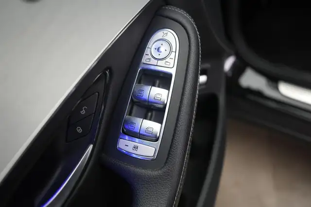 Mercedes-Benz GLC view 27