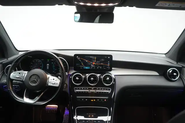 Mercedes-Benz GLC view 19