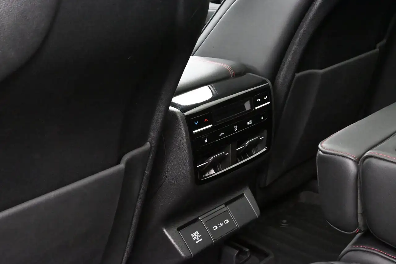 Acura MDX снимка Acura MDX