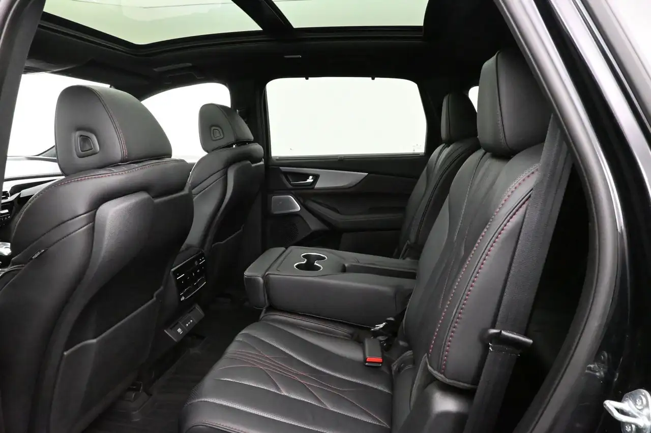 Acura MDX снимка Acura MDX