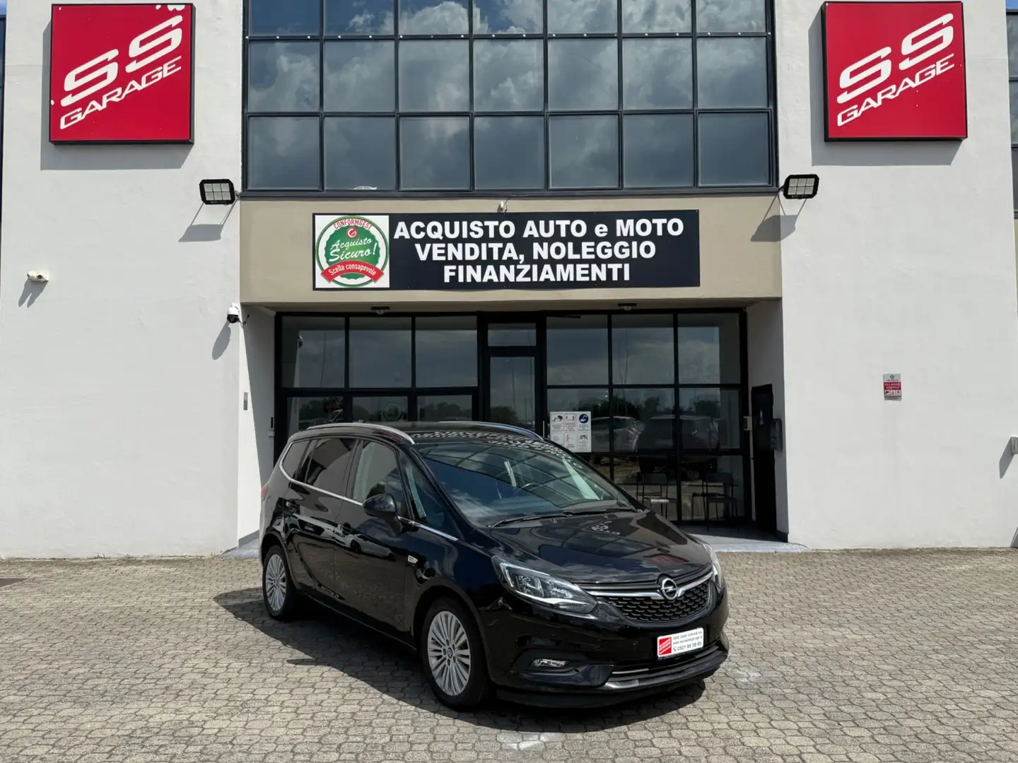 Opel Zafira Zafira 1.6 Turbo EcoM 150CV Innovation Nero - 1