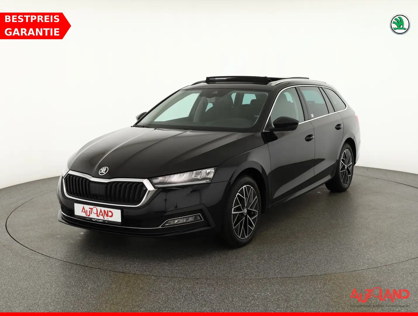 Skoda Octavia Combi 2.0 TDI DSG LED Panorama ACC AHK Noir - 1