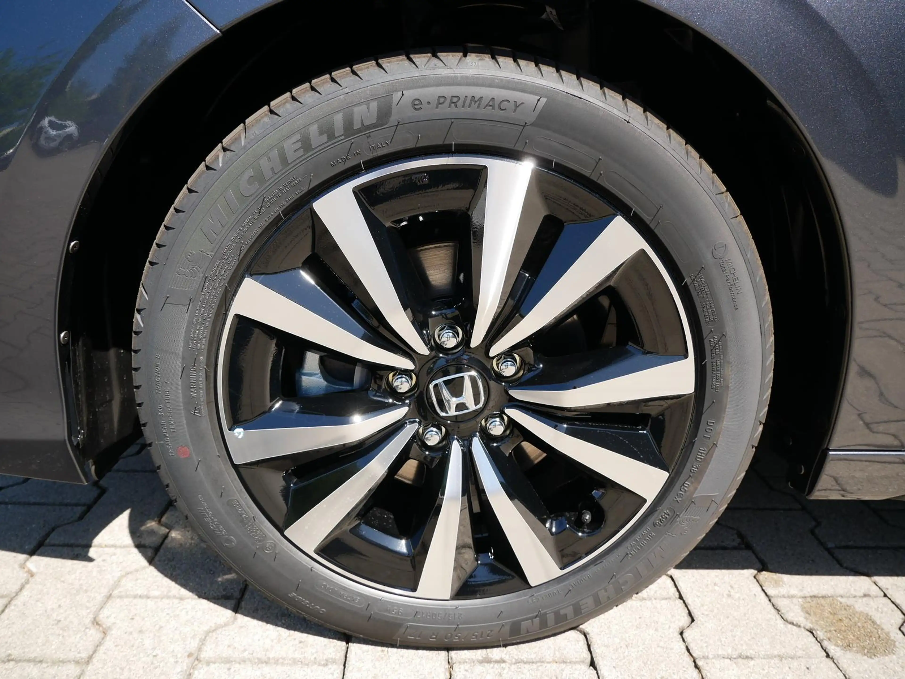 Honda Civic Lim. 5-trg. e:HEV Elegance — photo 11