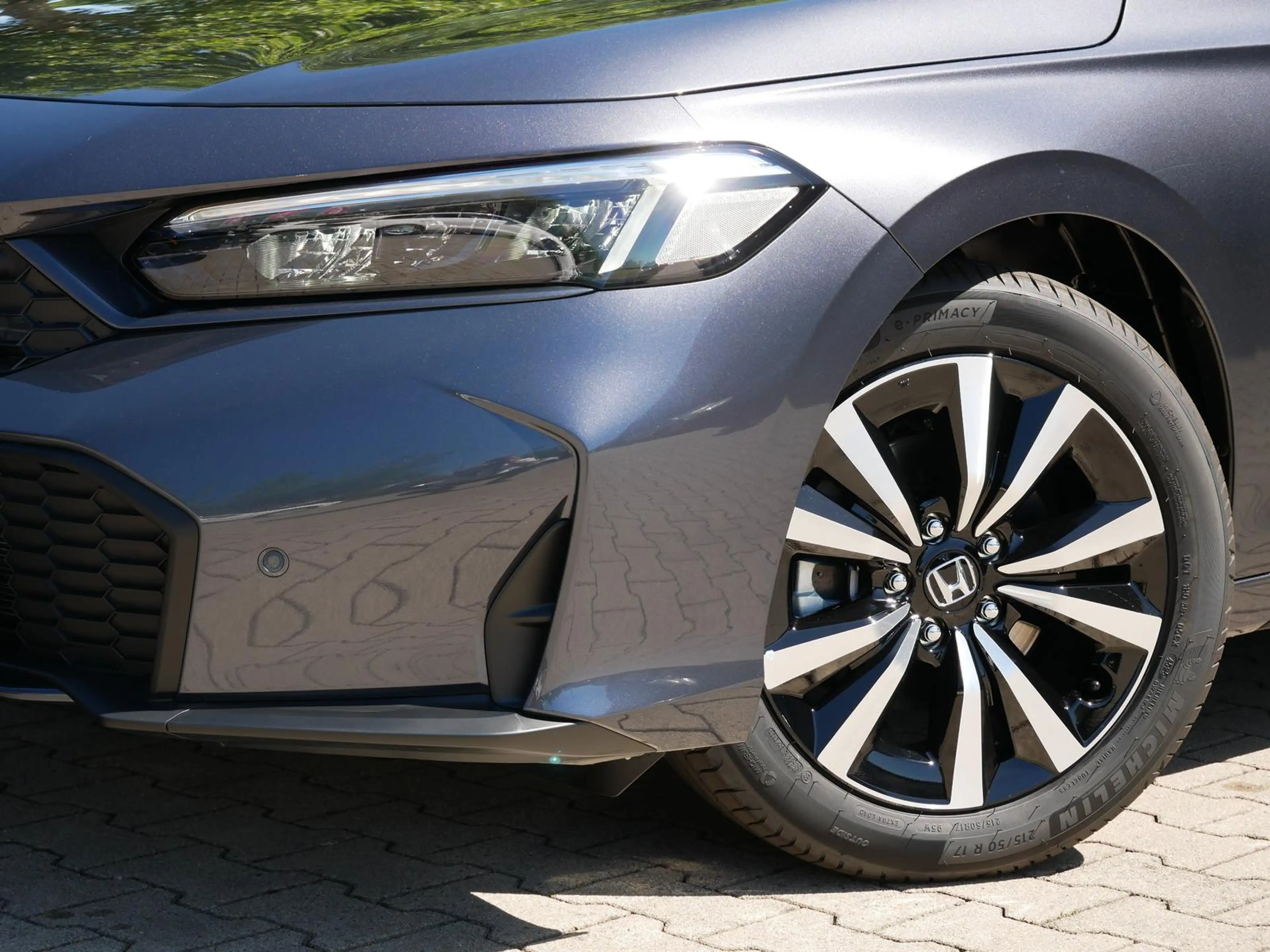 Honda Civic Lim. 5-trg. e:HEV Elegance — photo 4