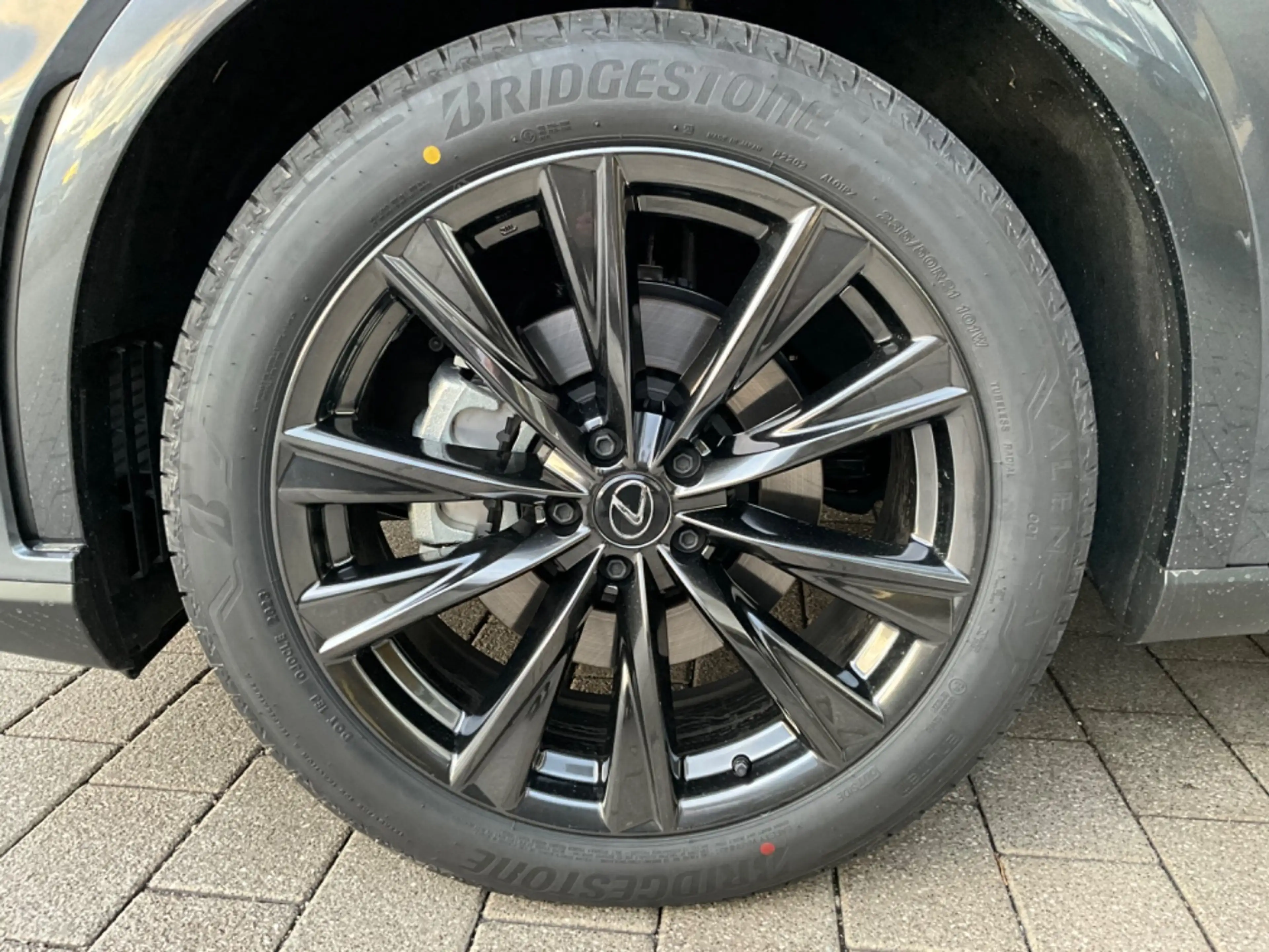 Lexus RX 350h E-FOUR F SPORT Design — photo 9