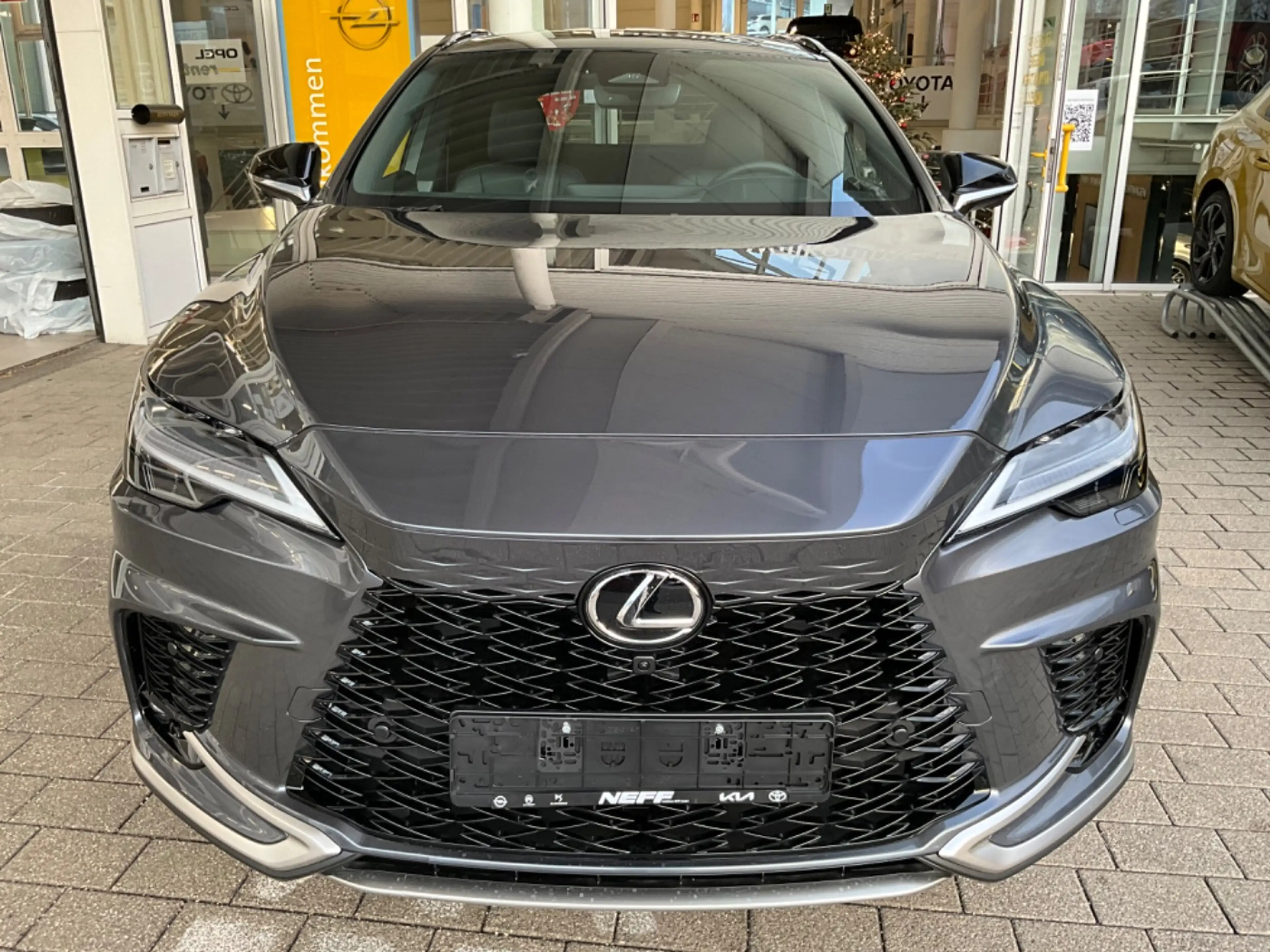 Lexus RX 350h E-FOUR F SPORT Design — photo 2