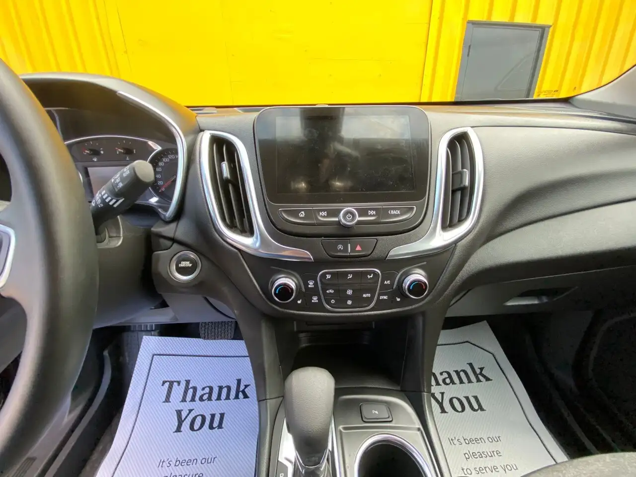 Chevrolet Equinox photo Chevrolet Equinox