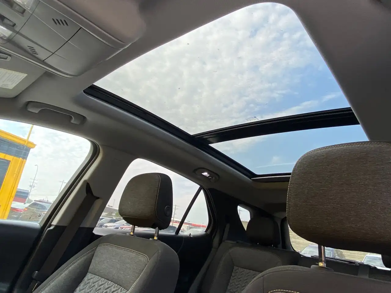Chevrolet Equinox photo Chevrolet Equinox