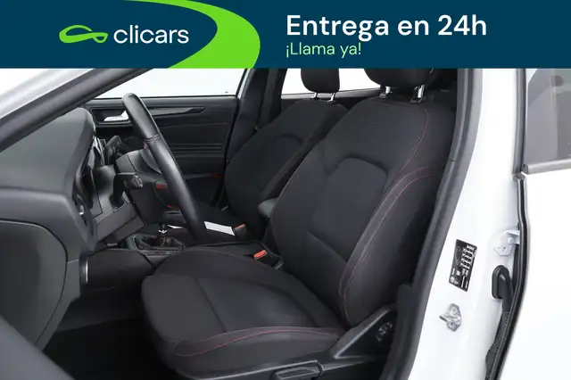 Ford Focus view 14